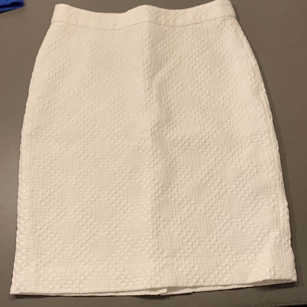 Banana Republic Pencil Skirt - Picture 2 of 7
